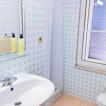 Guest house Garden's Nest - North