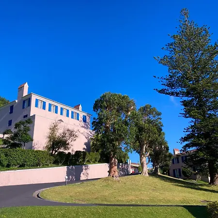 Garden's Nest - North