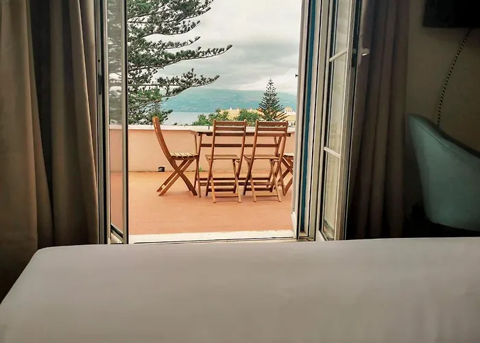 Garden's Nest - North Casa de hóspedes Conceicao (Faial)