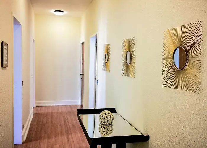 Garden's Nest - North Casa de hóspedes 3*